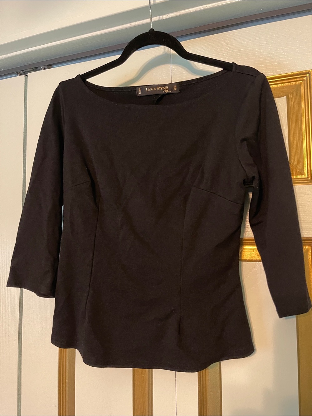 Laura Byrnes PUG Black Sabrina 3/4 Sleeve Women's Top